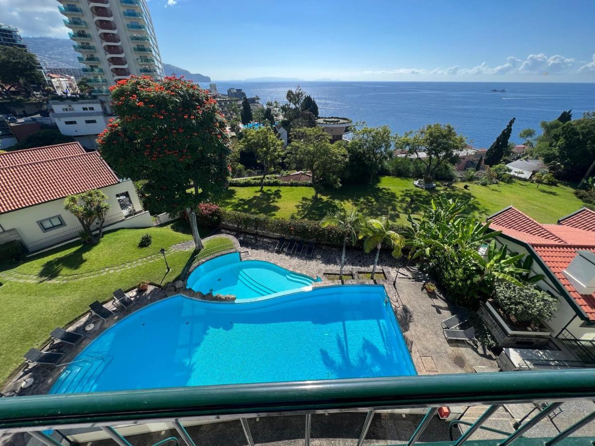 Ferienwohnung Luxury Oceanfront At Reid'S Gardens Funchal  Exterior foto